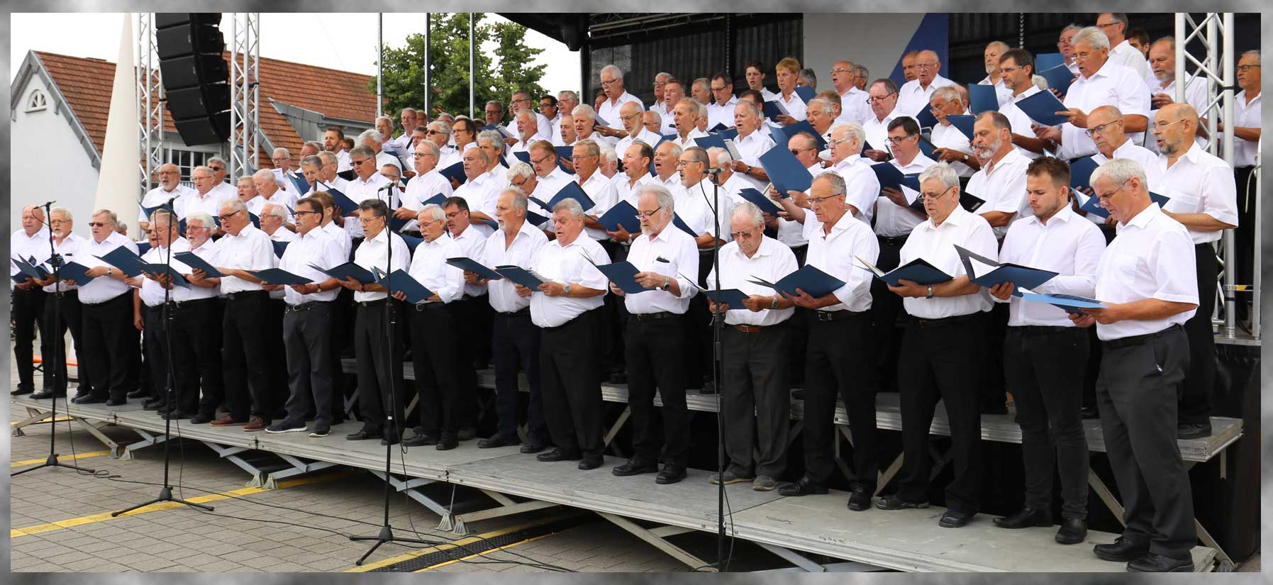 120-Mann-Chor